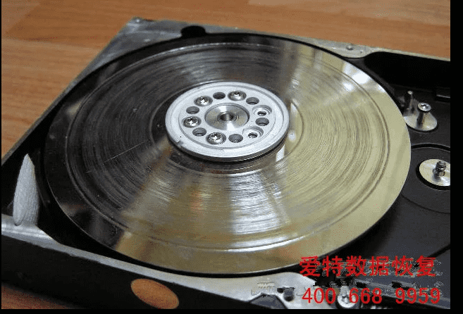 硬盘盘面划伤
