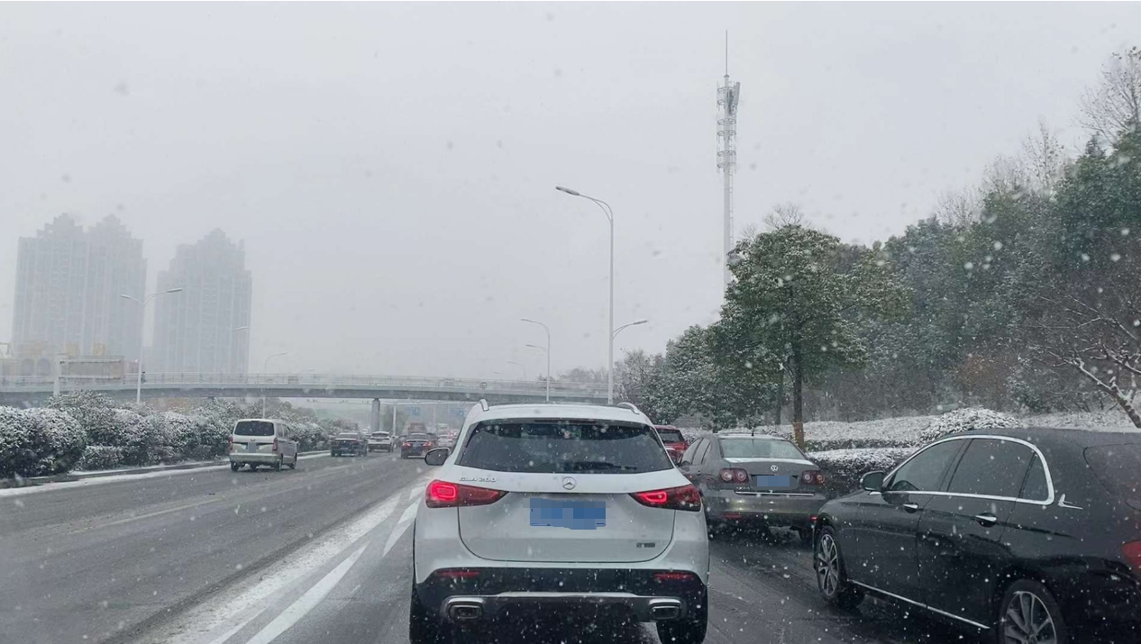 合肥爱特数据恢复与你雪日同行